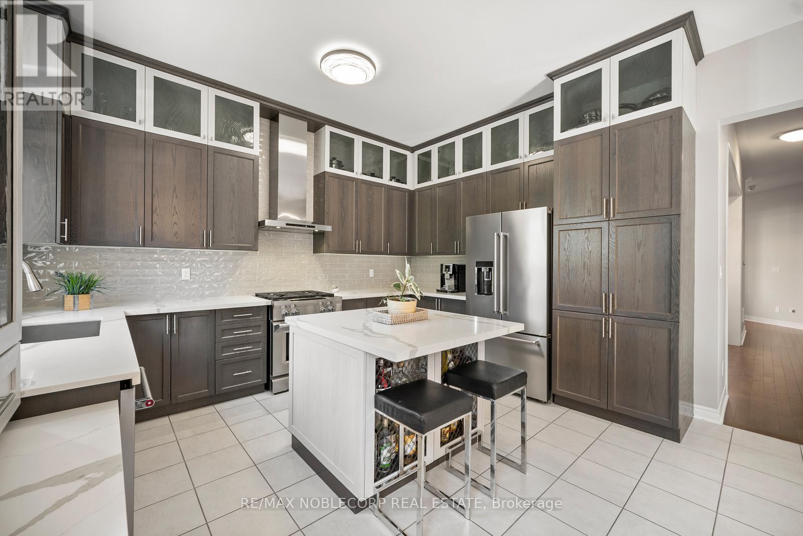 68 Inverness Way, Bradford West Gwillimbury, Ontario  L3Z 0W5 - Photo 13 - N12831090