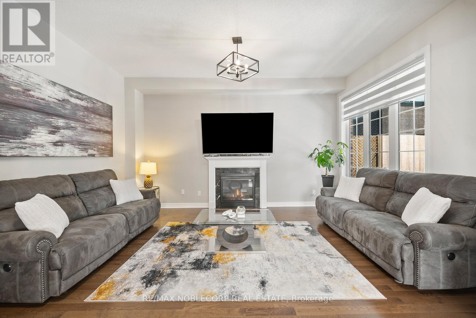 68 Inverness Way, Bradford West Gwillimbury, Ontario  L3Z 0W5 - Photo 16 - N12831090