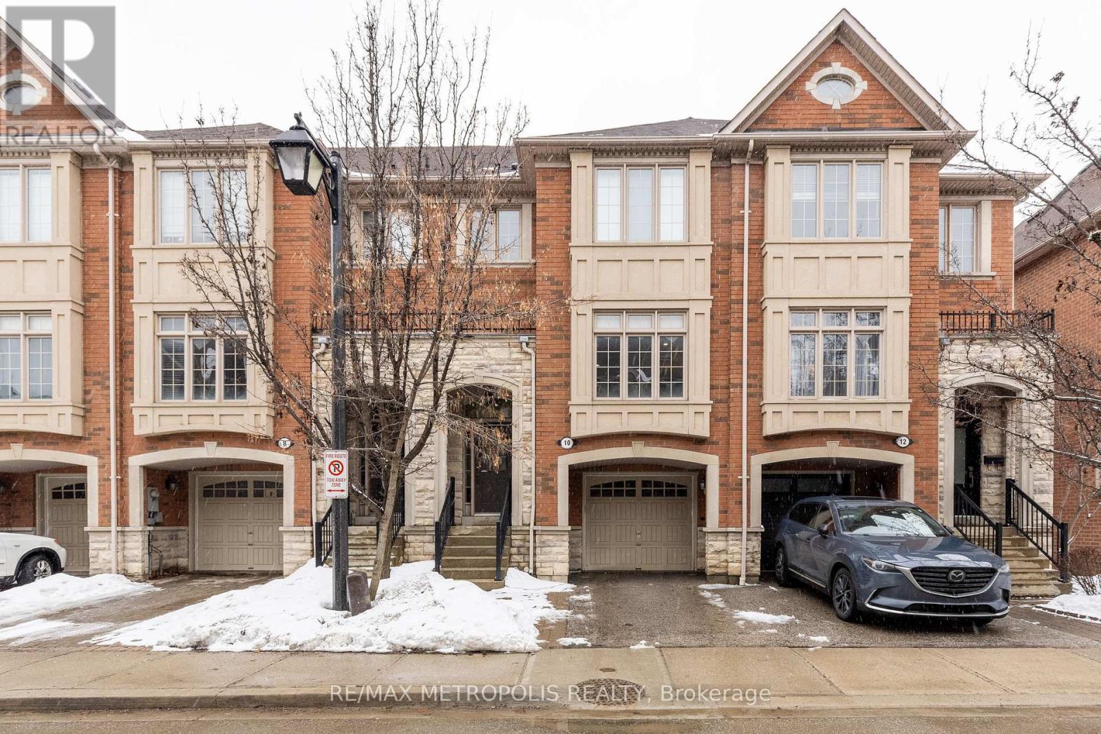 10 GEORGE BOGG ROAD, Vaughan, Ontario