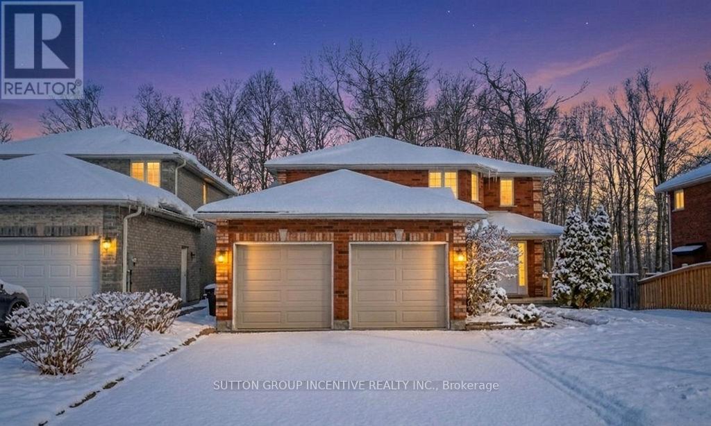 36 Nicklaus Drive, Barrie, Ontario  L4M 6W5 - Photo 2 - S12831110