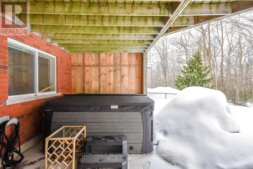 36 Nicklaus Drive, Barrie, Ontario  L4M 6W5 - Photo 6 - S12831110