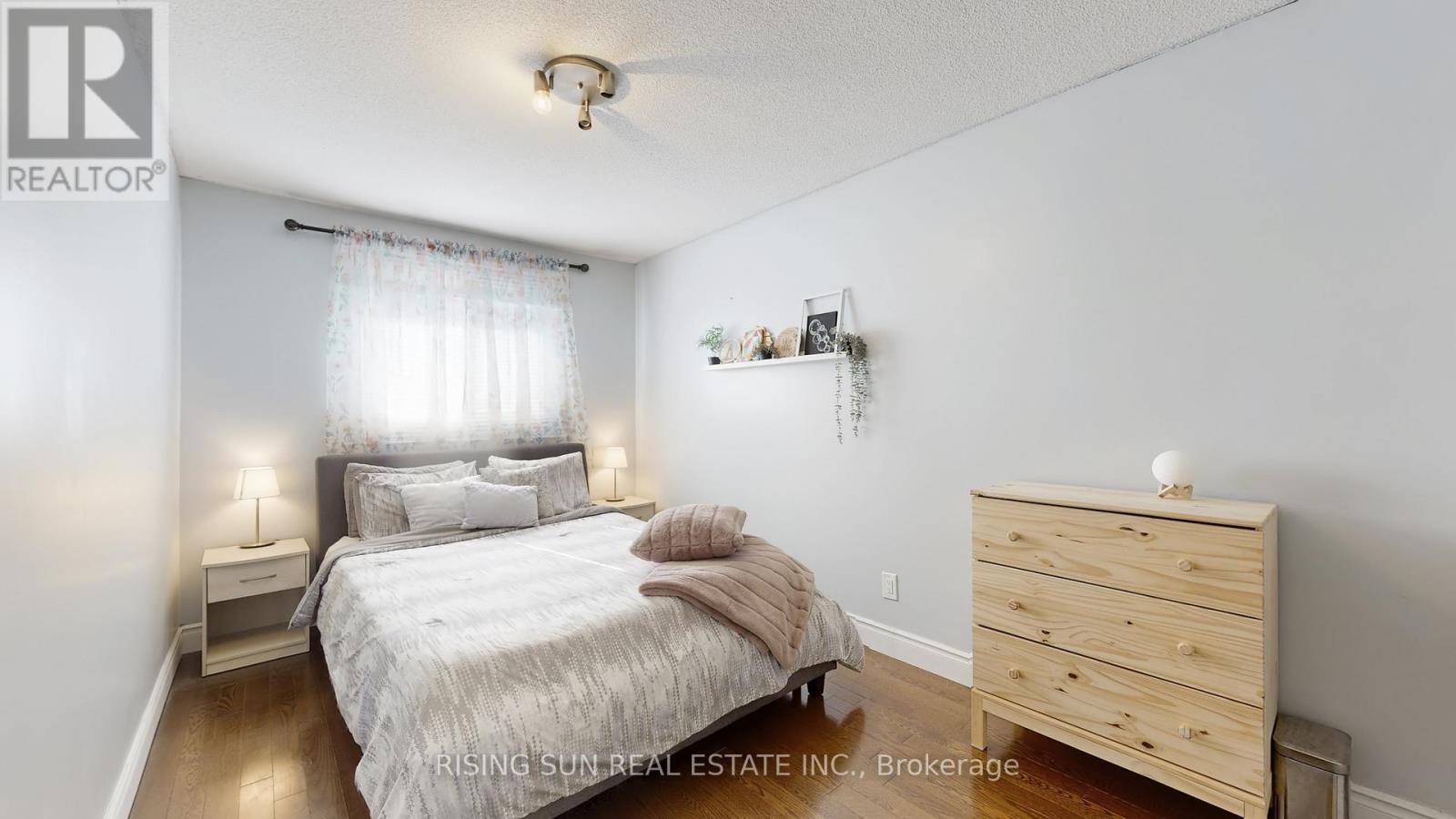 44 Whitehaven Drive, Brampton, Ontario  L6Z 2R5 - Photo 14 - W12831024