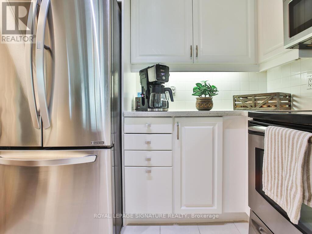 719 - 2111 Lake Shore Boulevard W, Toronto, Ontario  M8V 4B2 - Photo 18 - W12831072