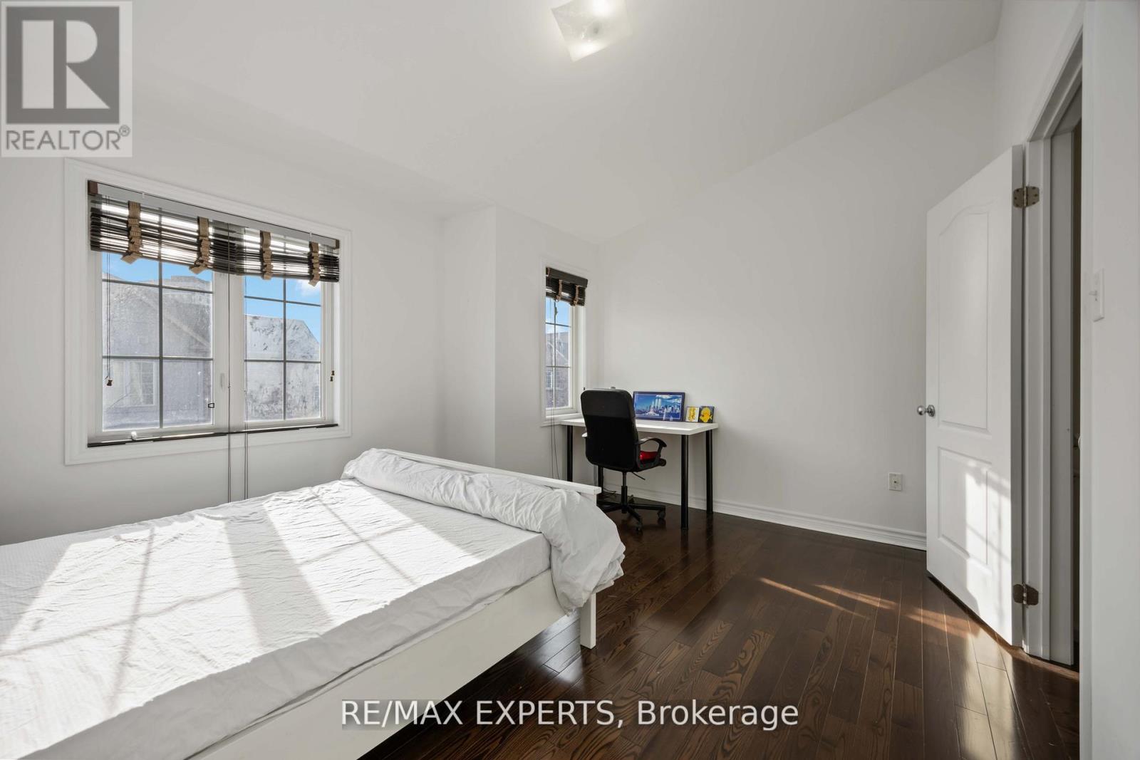 19b Oak Street, Toronto, Ontario  M9N 0A4 - Photo 30 - W12831074