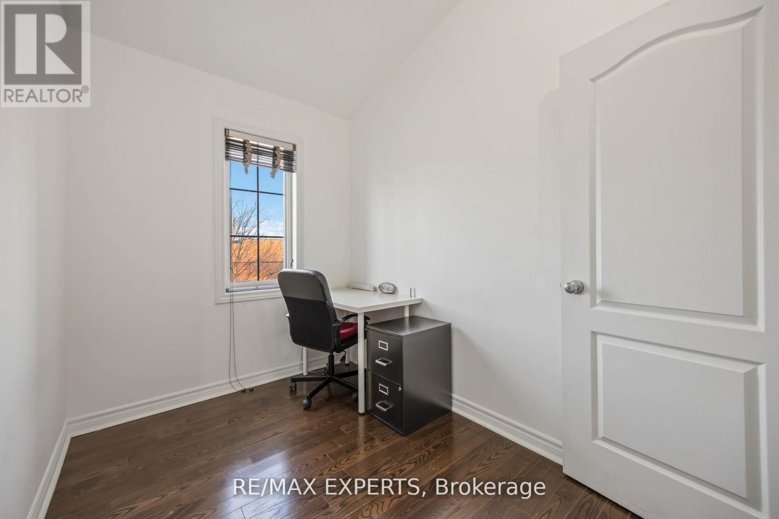 19b Oak Street, Toronto, Ontario  M9N 0A4 - Photo 39 - W12831074