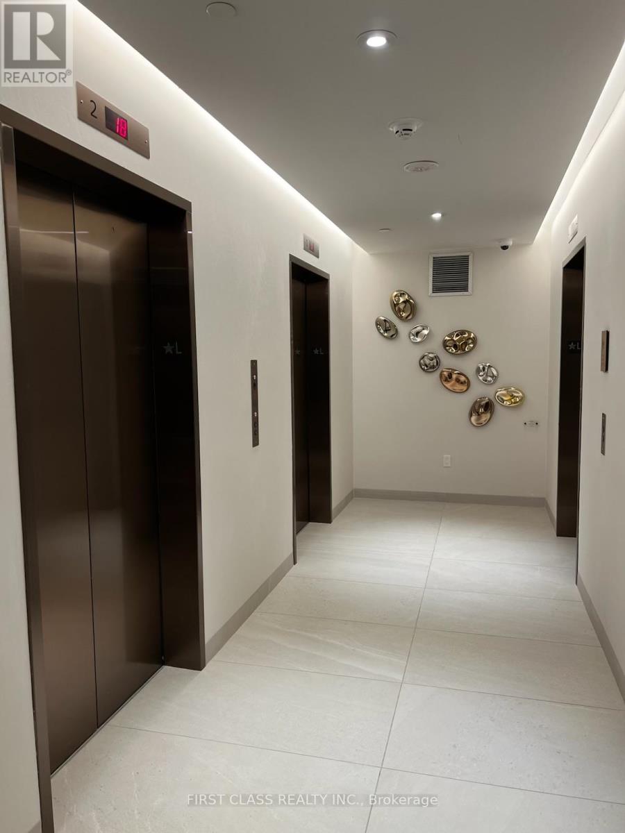 2005 - 1 Fairview Road E, Mississauga, Ontario  L5A 4C6 - Photo 17 - W12831084