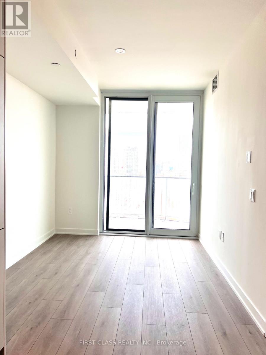 2005 - 1 Fairview Road E, Mississauga, Ontario  L5A 4C6 - Photo 5 - W12831084