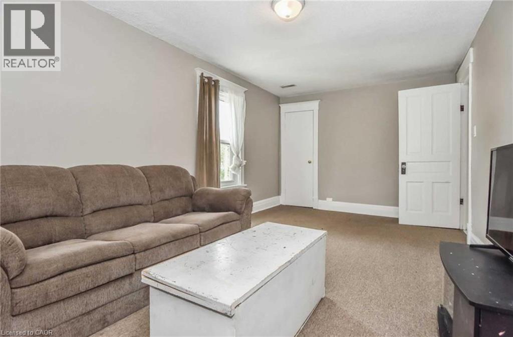 153 St Andrews Street, Cambridge, Ontario  N1S 1N2 - Photo 8 - 40807591