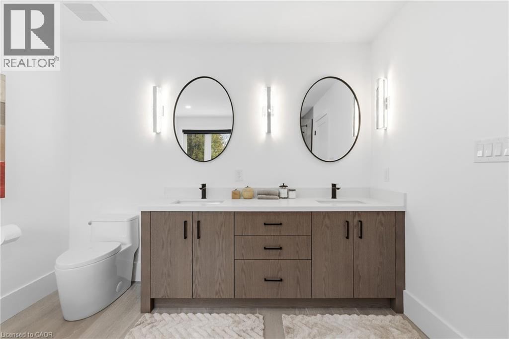 817 King Road, Burlington, Ontario  L7T 3K8 - Photo 40 - 40806493