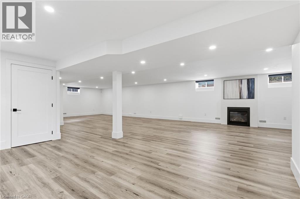 817 King Road, Burlington, Ontario  L7T 3K8 - Photo 48 - 40806493