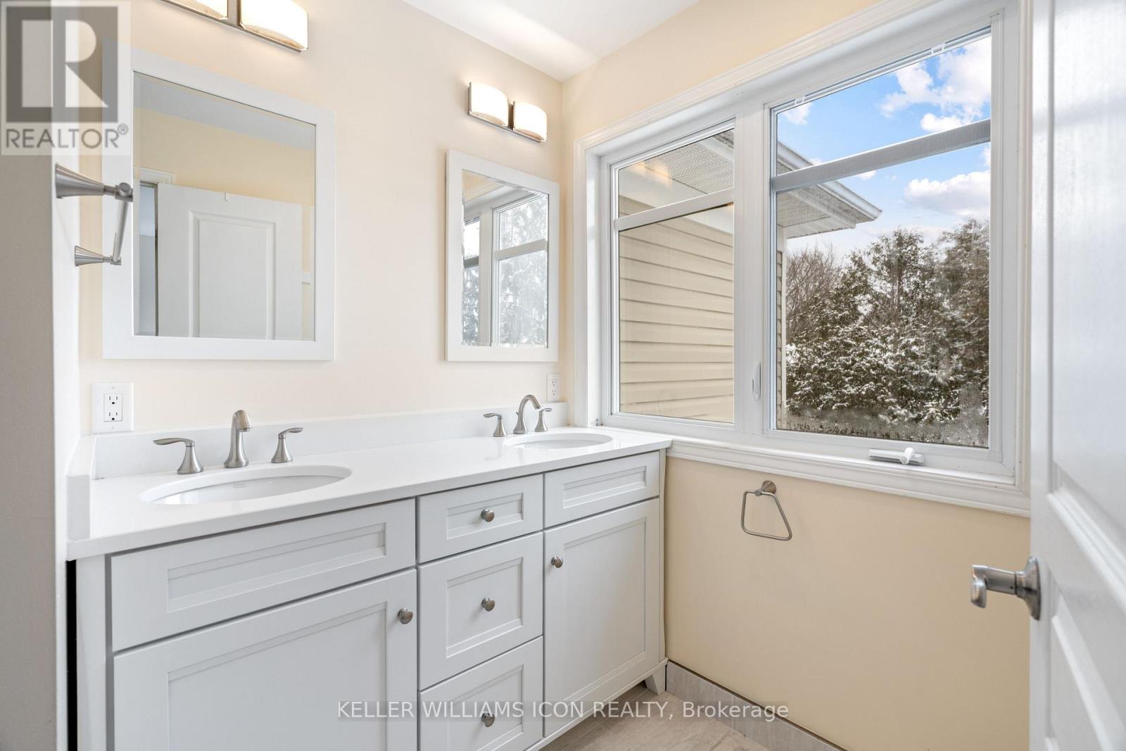 114 Encore Private, Ottawa, Ontario  K2E 0A2 - Photo 22 - X12831116