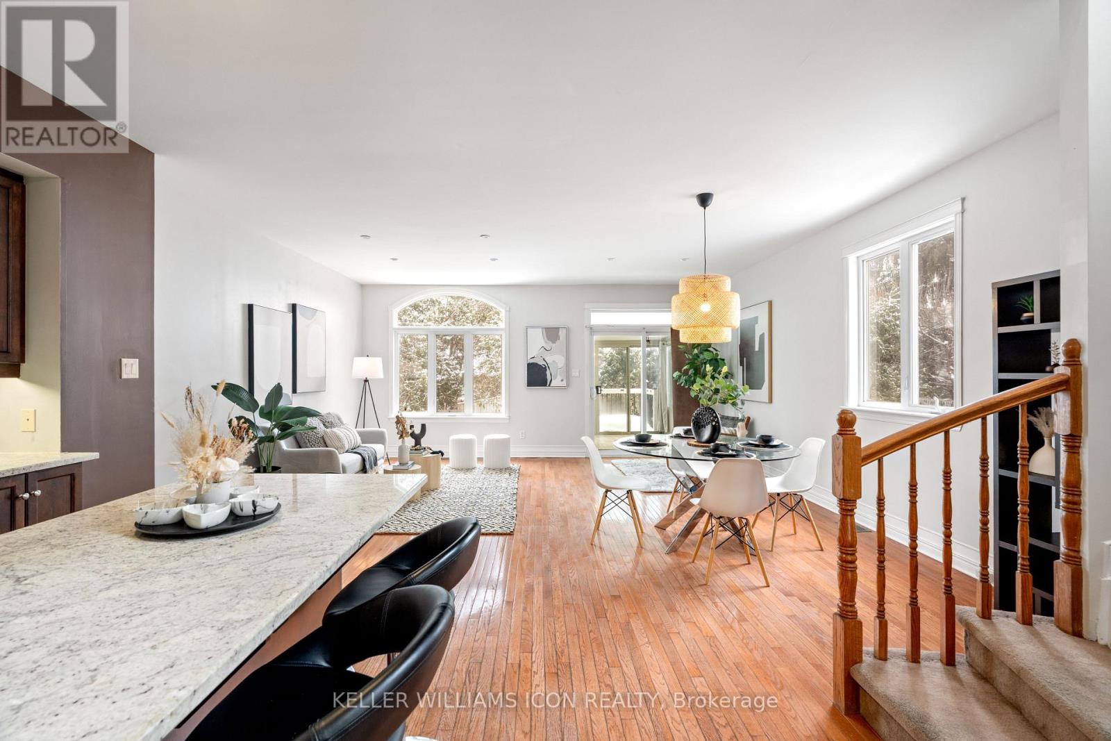 114 Encore Private, Ottawa, Ontario  K2E 0A2 - Photo 3 - X12831116