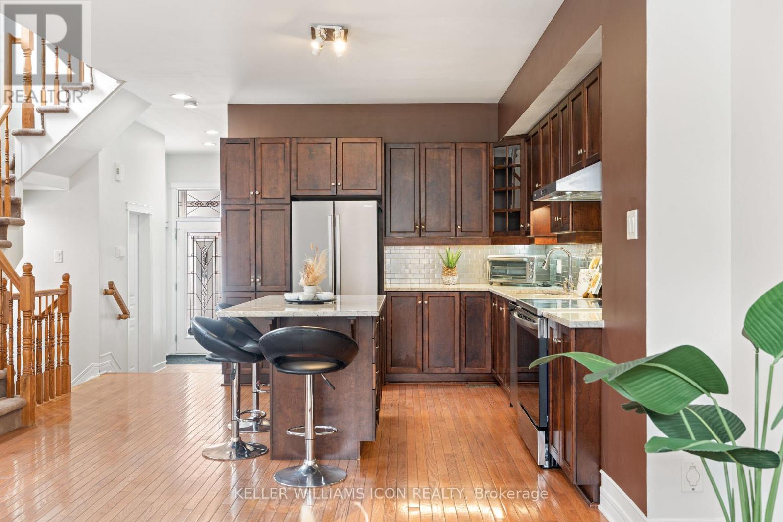 114 Encore Private, Ottawa, Ontario  K2E 0A2 - Photo 8 - X12831116