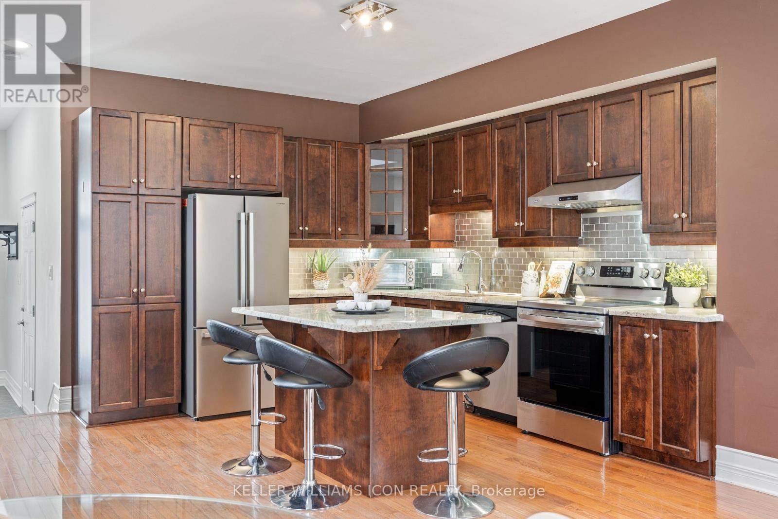 114 Encore Private, Ottawa, Ontario  K2E 0A2 - Photo 7 - X12831116