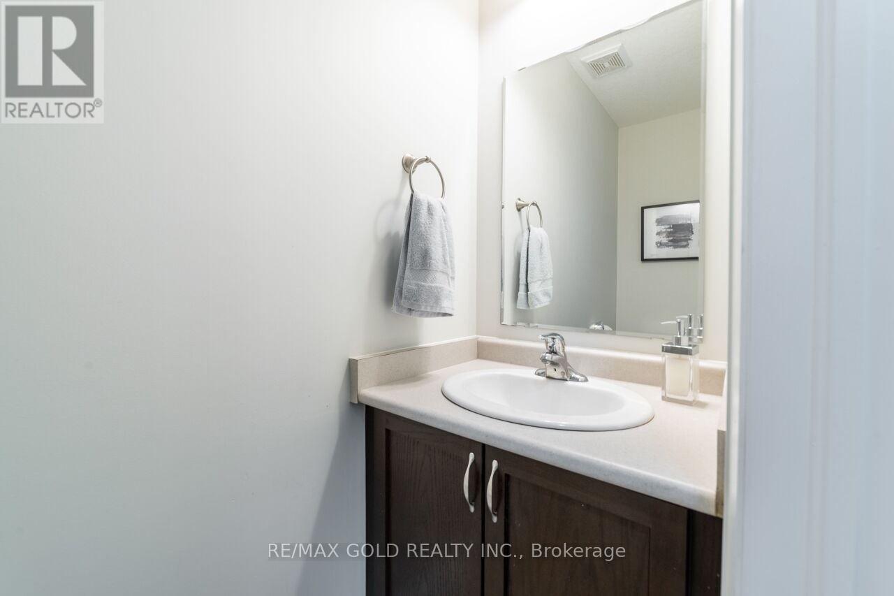 176 Wedgewood Drive, Woodstock, Ontario  N4T 0K1 - Photo 7 - X12831052