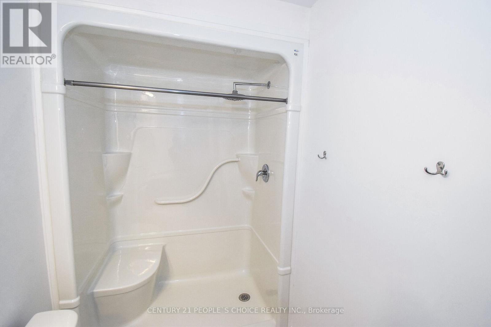 15 Hoffman Lane, Hamilton, Ontario  L9G 0H2 - Photo 17 - X12831118