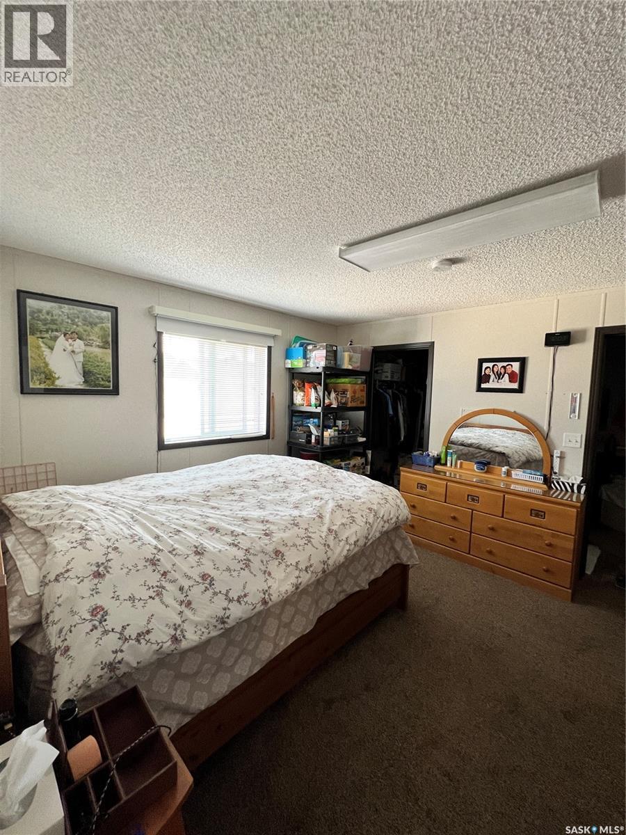 554 5th Avenue W, Shaunavon, Saskatchewan  S0N 2M0 - Photo 31 - SK029396