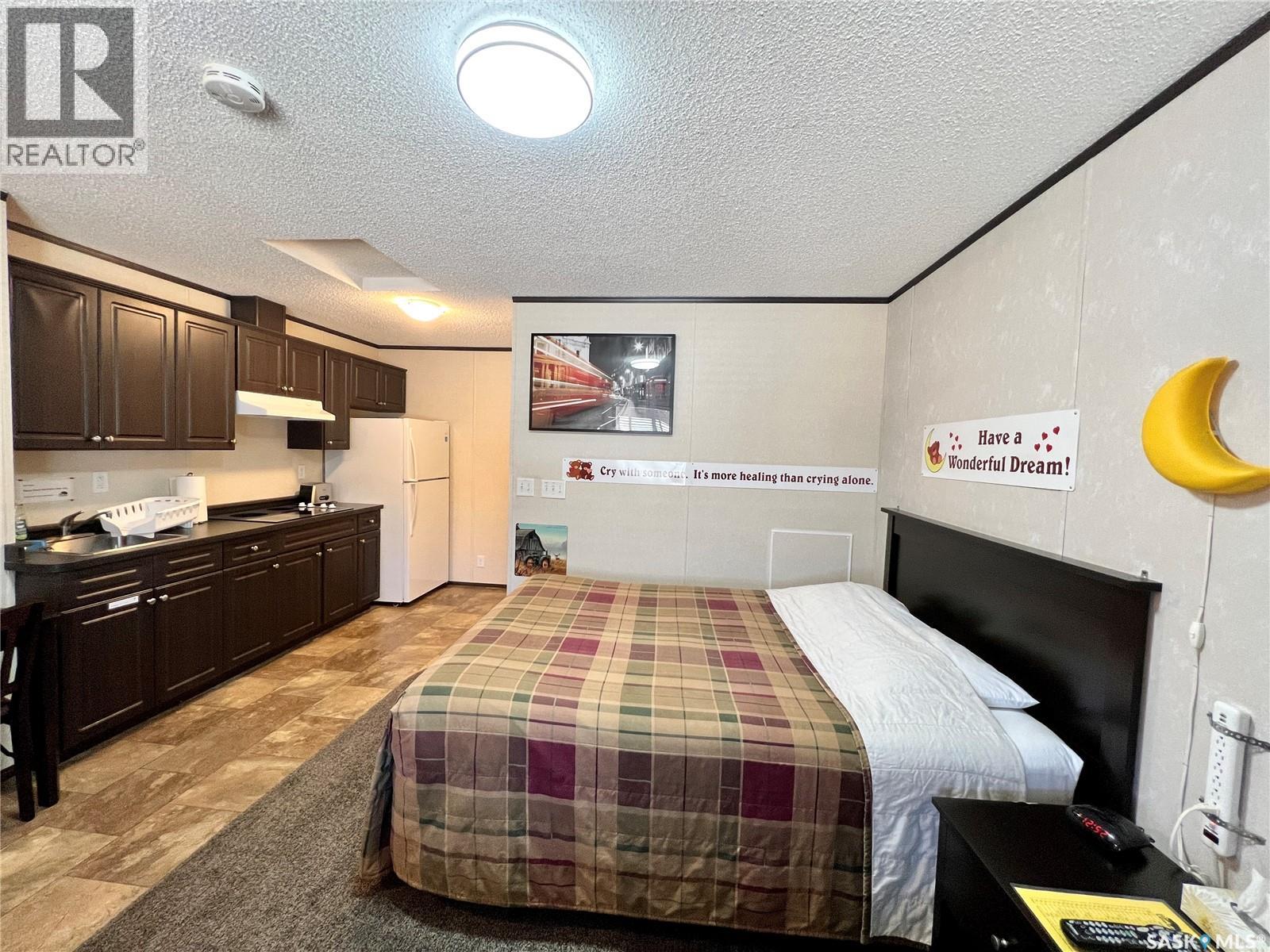 554 5th Avenue W, Shaunavon, Saskatchewan  S0N 2M0 - Photo 7 - SK029396