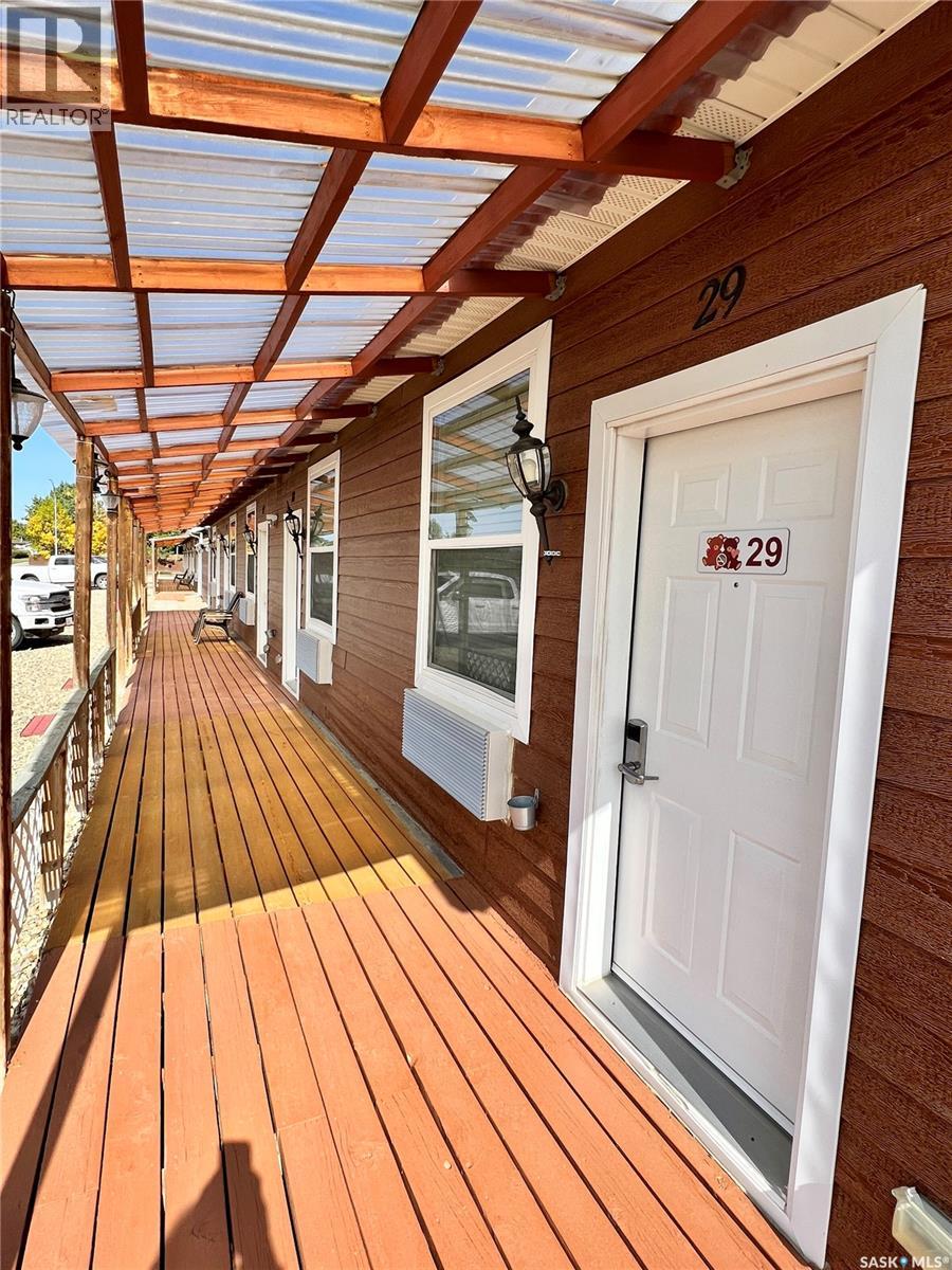 554 5th Avenue W, Shaunavon, Saskatchewan  S0N 2M0 - Photo 8 - SK029396