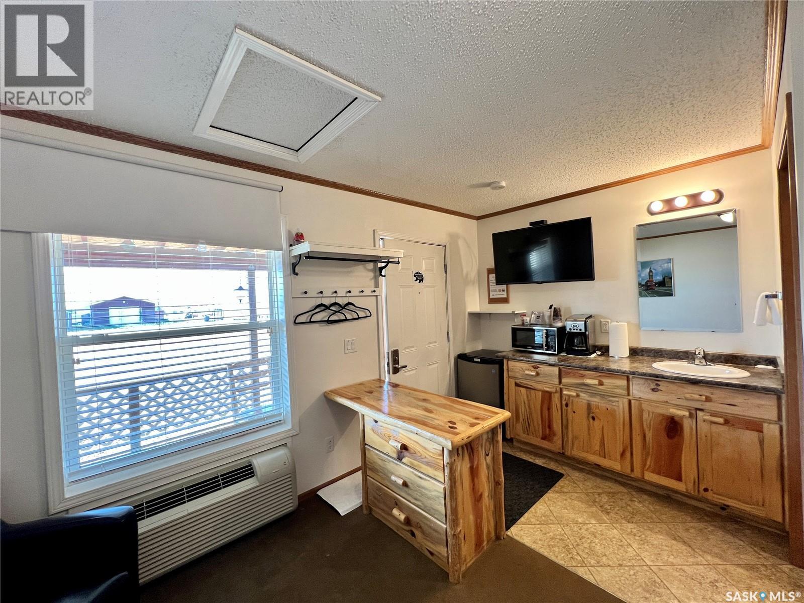 554 5th Avenue W, Shaunavon, Saskatchewan  S0N 2M0 - Photo 9 - SK029396