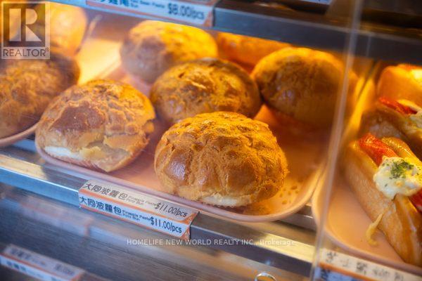 16 - 2555 Victoria Park Avenue, Toronto, Ontario  M1T 1A3 - Photo 2 - E12003506