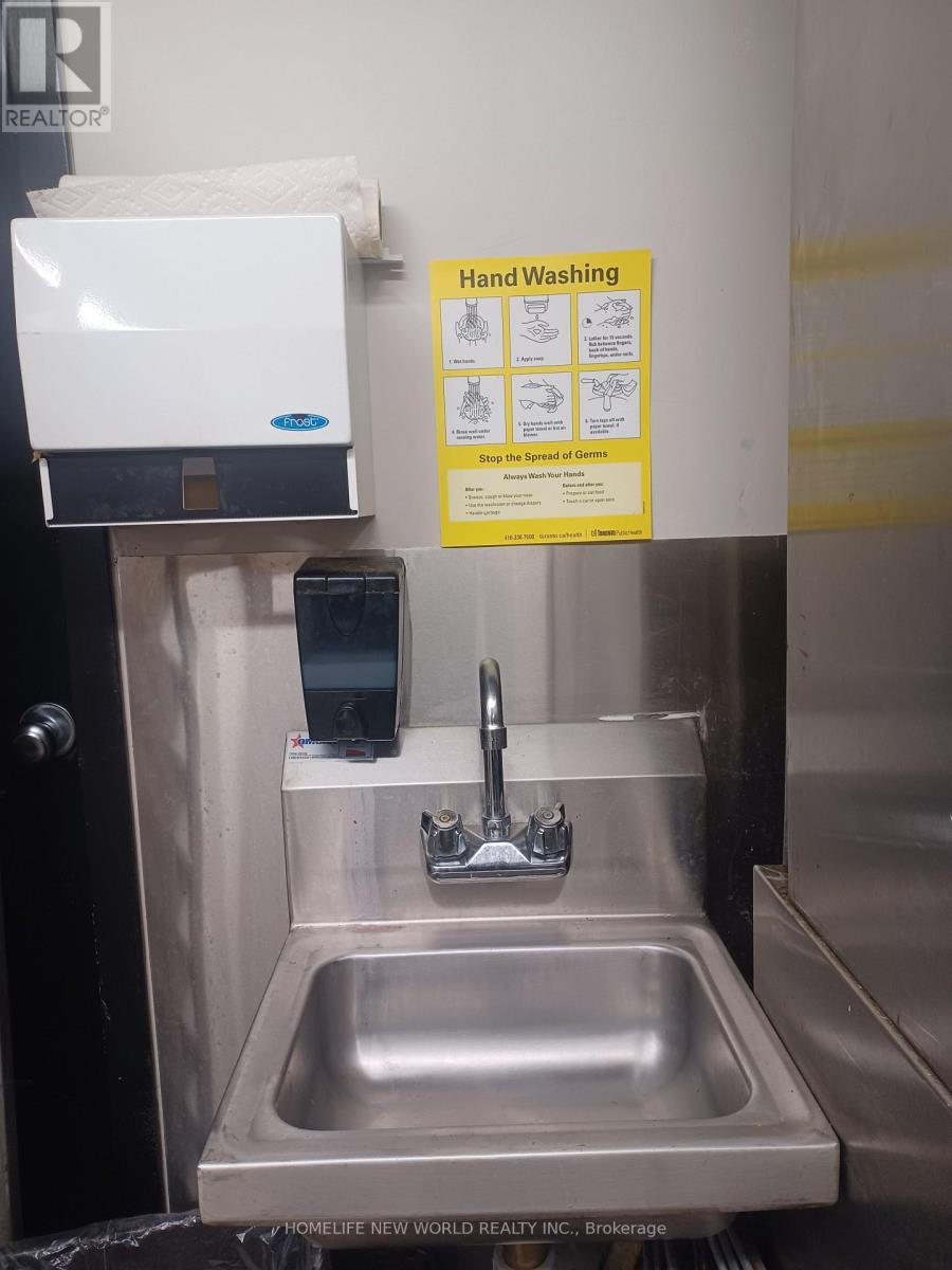 16 - 2555 Victoria Park Avenue, Toronto, Ontario  M1T 1A3 - Photo 6 - E12003506