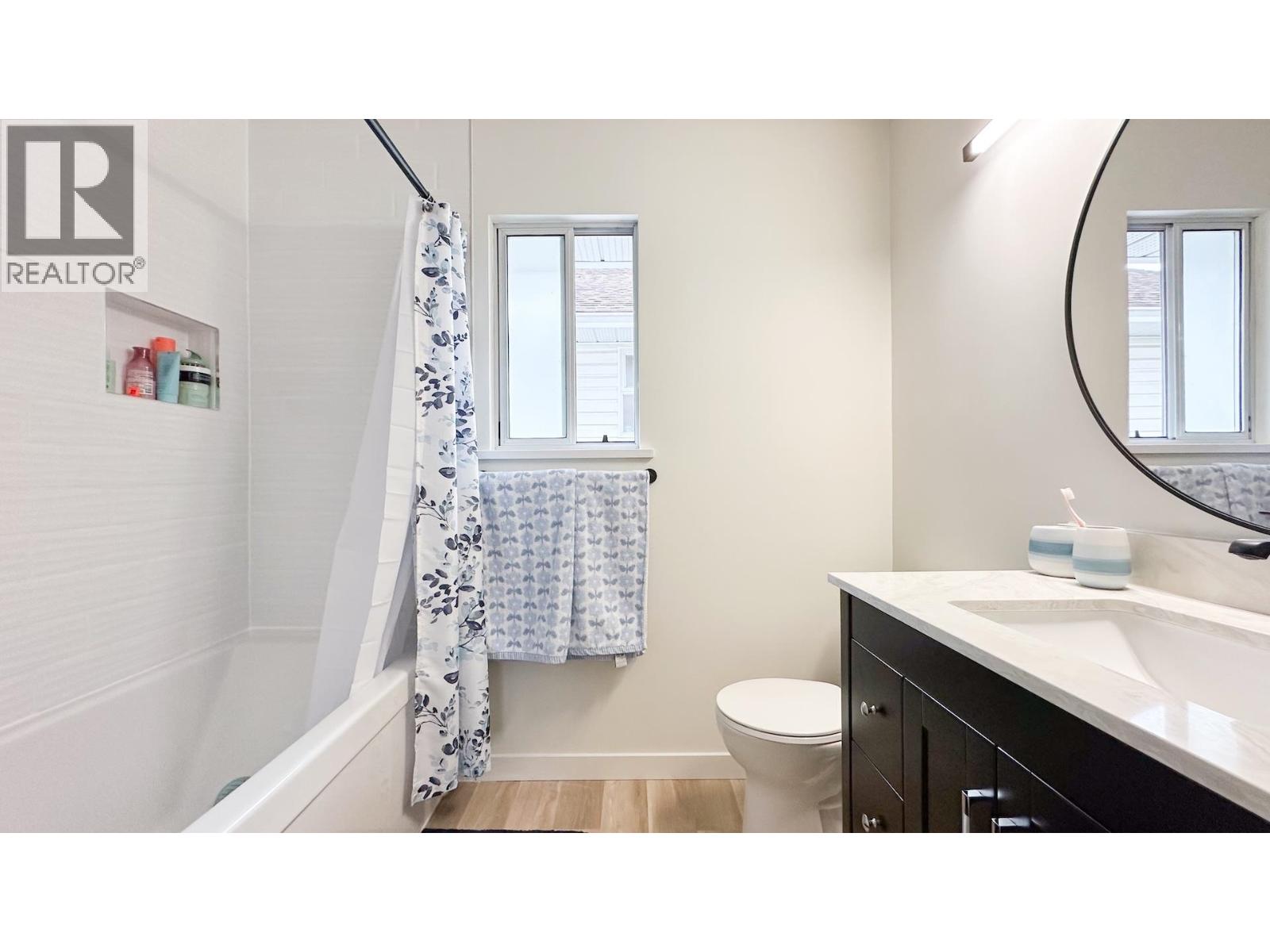 12055 Chestnut Crescent, Pitt Meadows, British Columbia  V3Y 2L6 - Photo 21 - R3092797