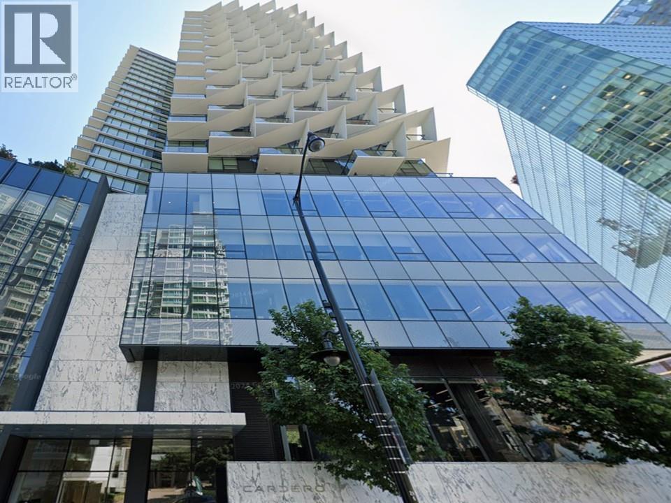 2105 620 CARDERO STREET, Vancouver, British Columbia