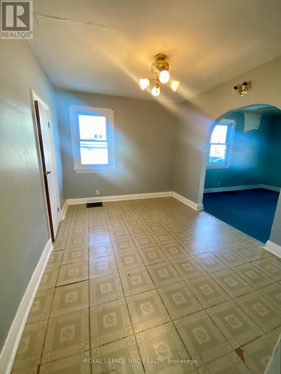 18 Pietz Avenue, Welland, Ontario  L3C 1Z4 - Photo 5 - X12831124