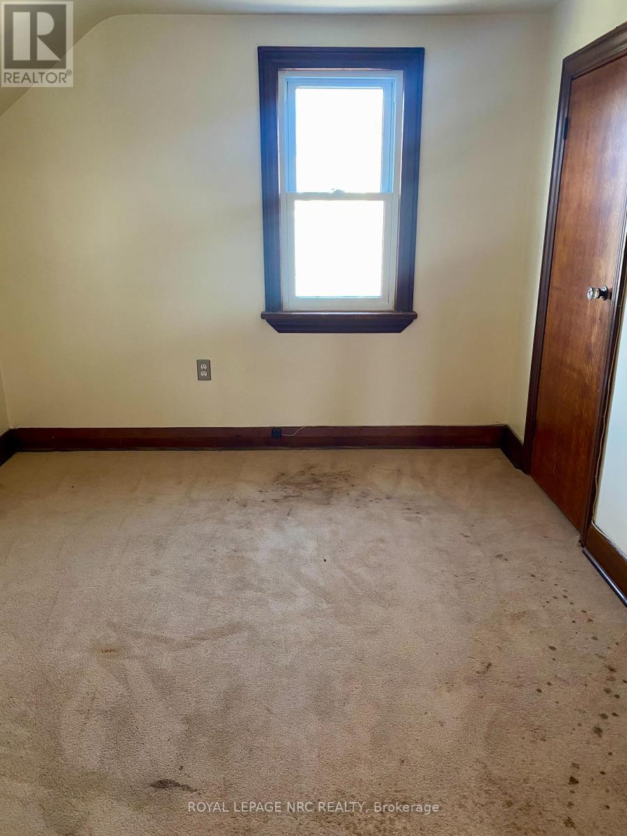 18 Pietz Avenue, Welland, Ontario  L3C 1Z4 - Photo 9 - X12831124