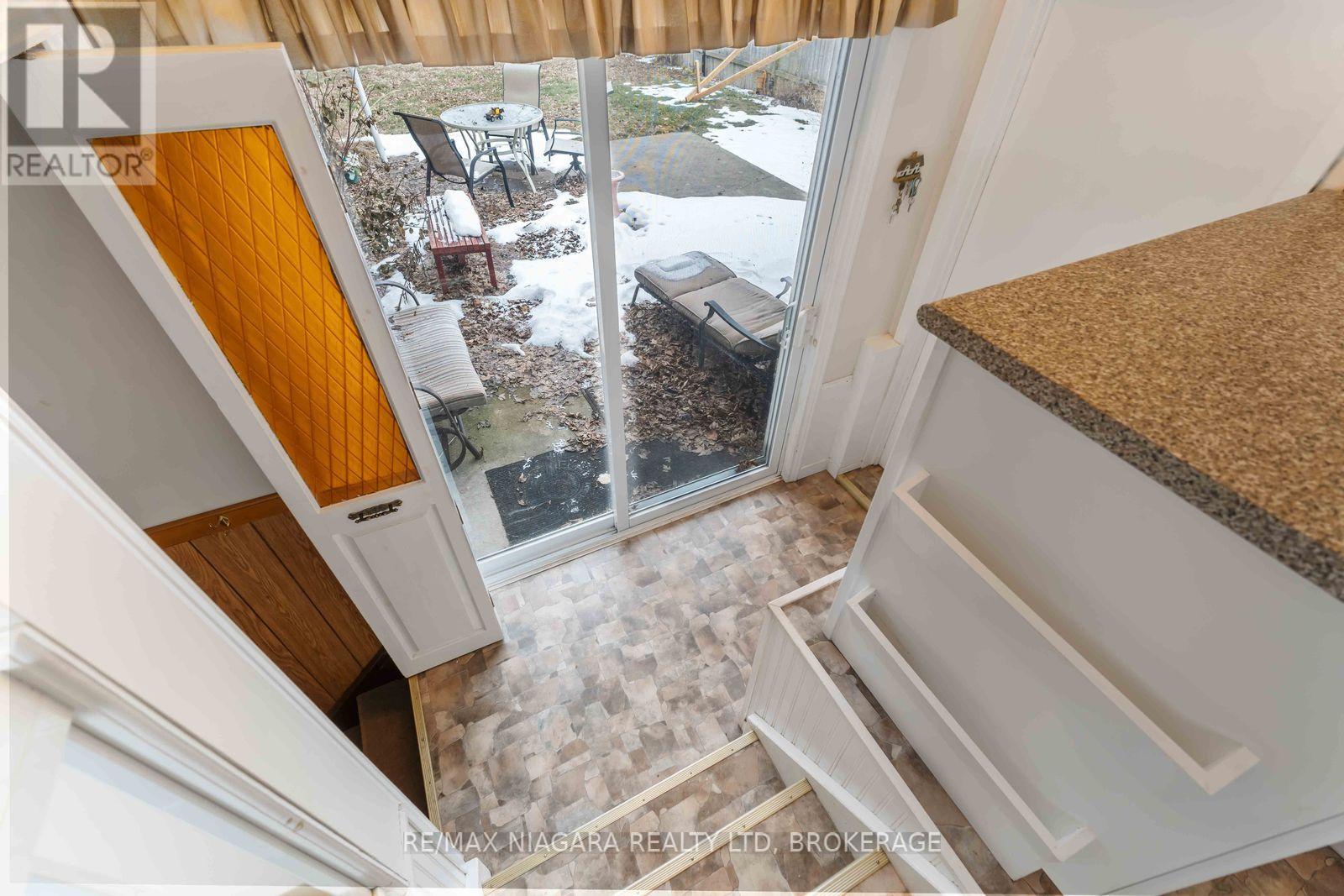 80 Michael Drive N, Port Colborne, Ontario  L3K 3C5 - Photo 18 - X12831182