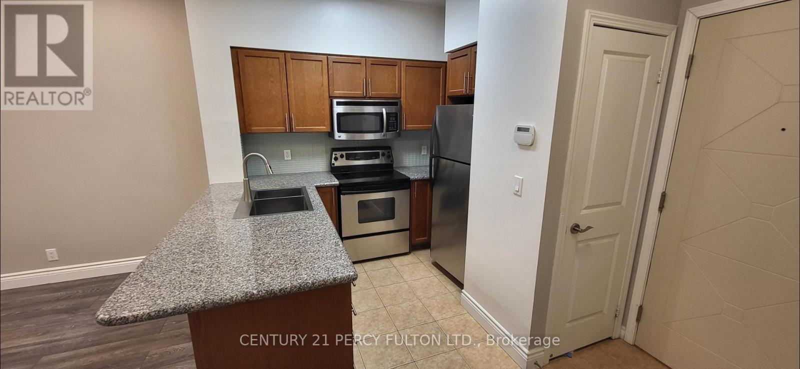 105 - 18 Harding Boulevard, Richmond Hill, Ontario  L4C 0T3 - Photo 13 - N12794302