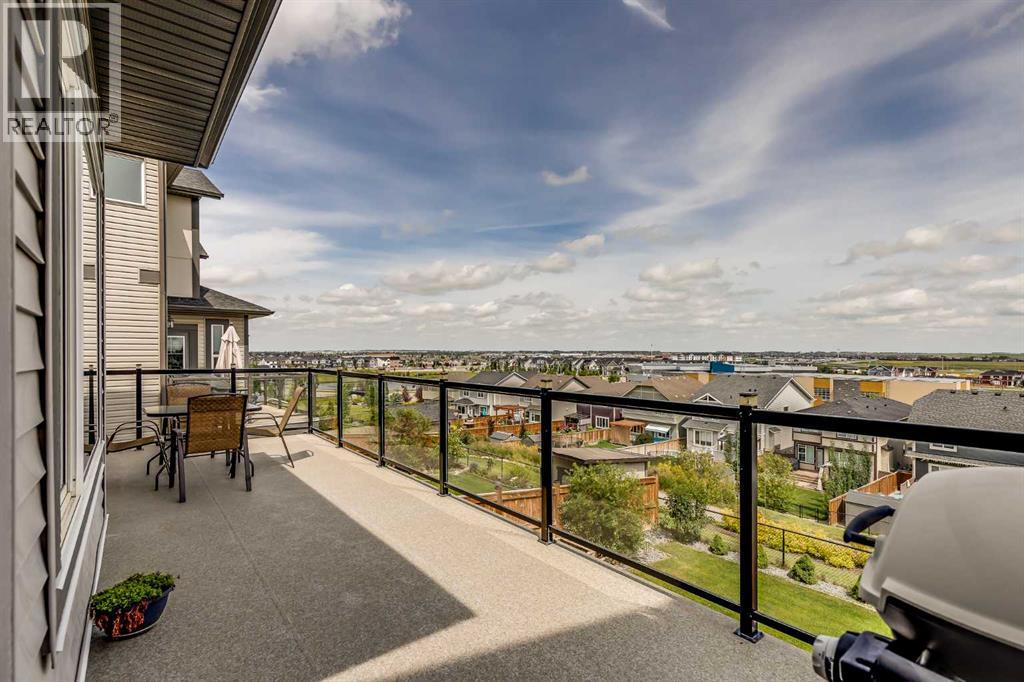 247 Hillcrest Heights Sw, Airdrie, Alberta  T4B 3Z2 - Photo 11 - A2275482