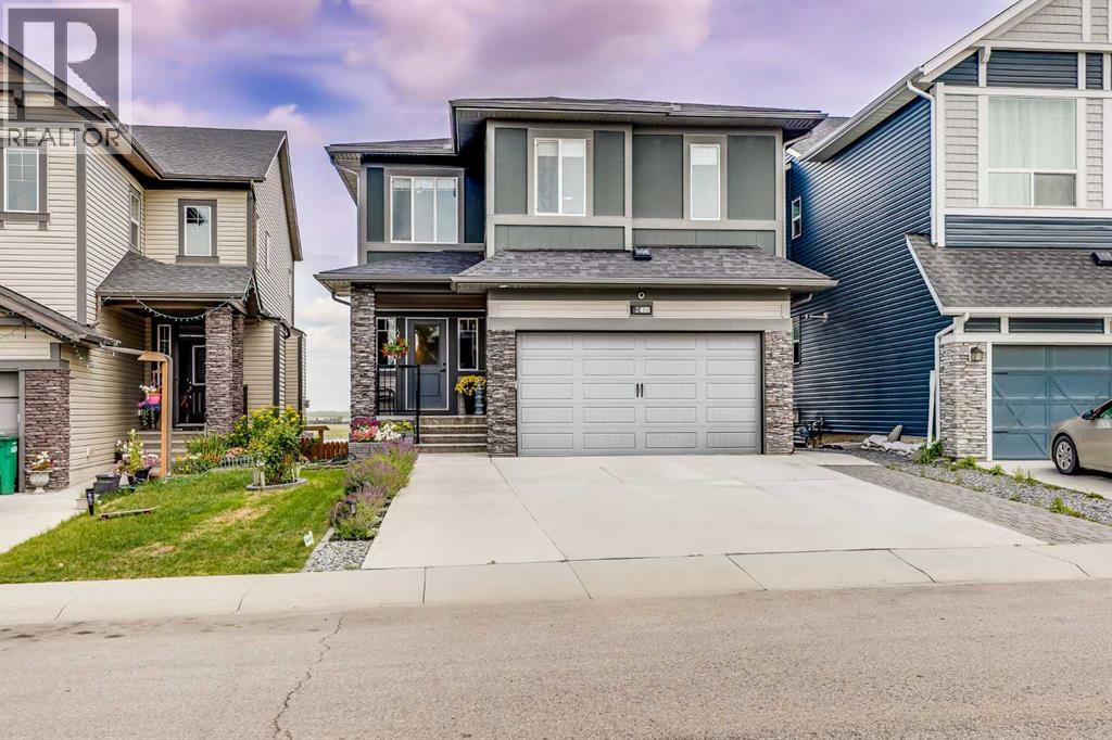 247 Hillcrest Heights SW, Airdrie, Alberta