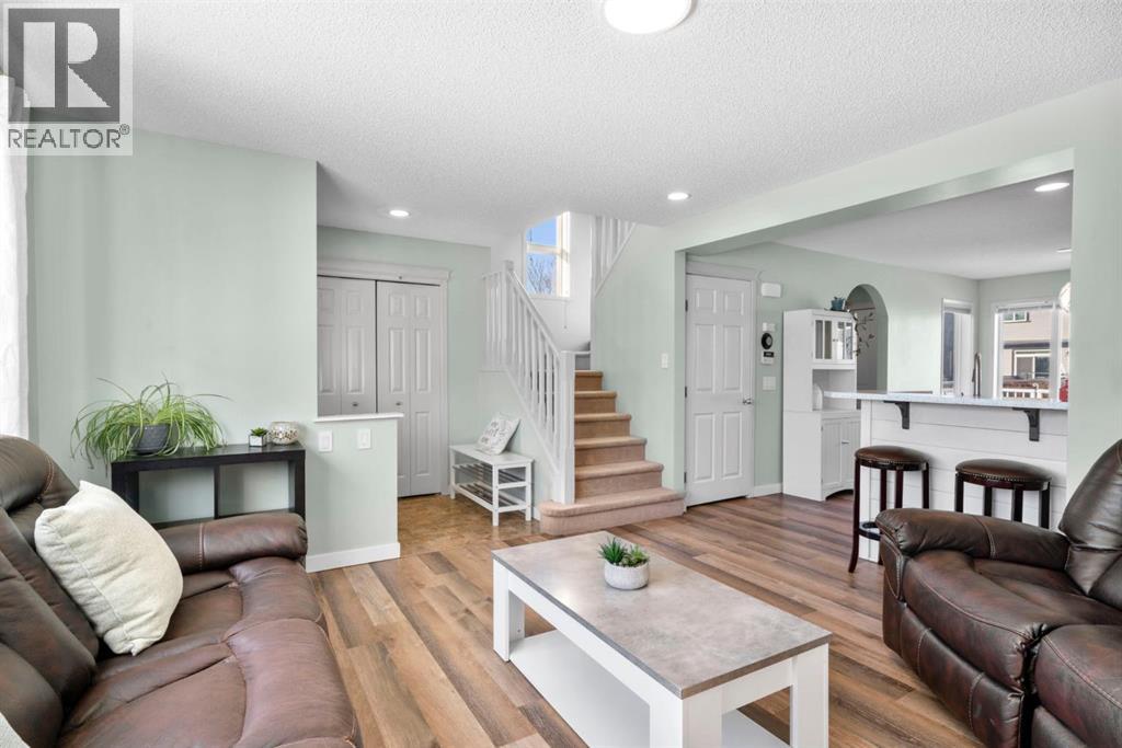 327 Copperstone Grove Se, Calgary, Alberta  T2Z 4X9 - Photo 6 - A2287520