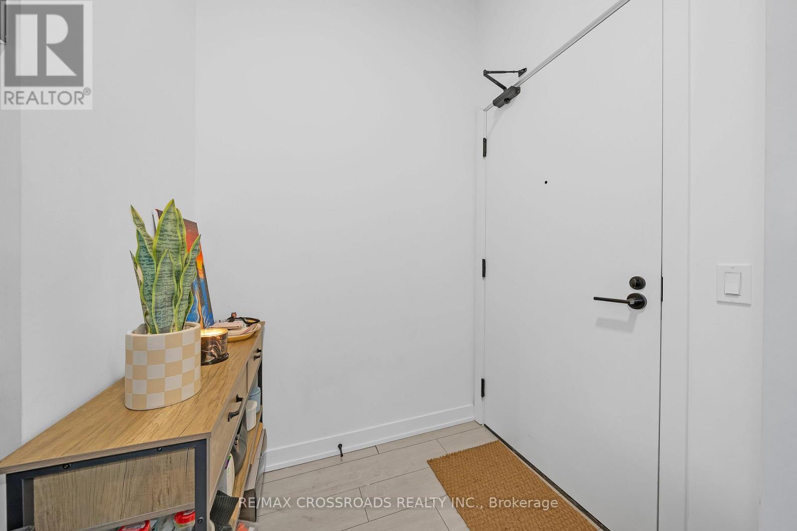 202 - 1606 Charles Street, Whitby, Ontario  L1N 0P1 - Photo 5 - E12831122