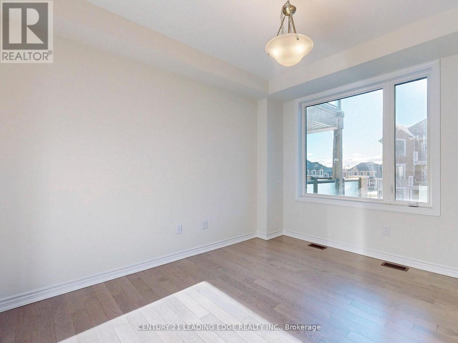 10 Thomas Frisby Jr Crescent, Markham (Victoria Square), Ontario  L6C 3L1 - Photo 3 - N12831176