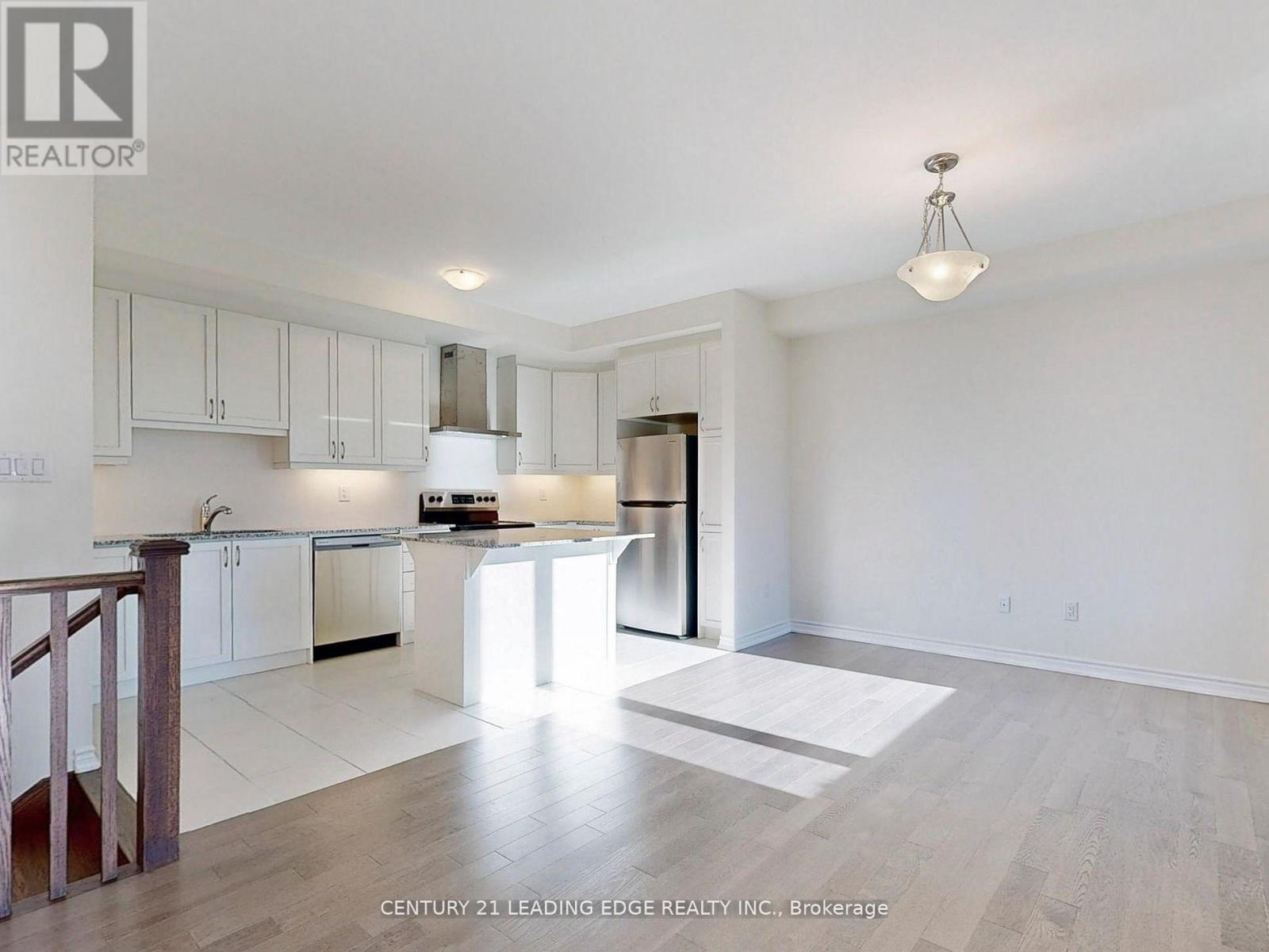 10 Thomas Frisby Jr Crescent, Markham (Victoria Square), Ontario  L6C 3L1 - Photo 6 - N12831176