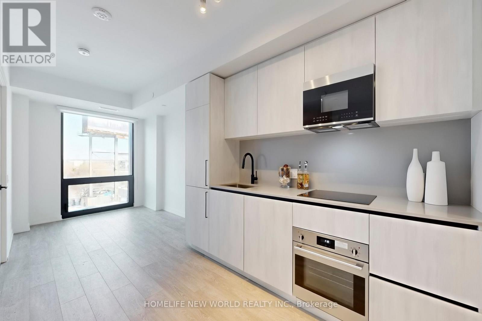 409 - 35 PARLIAMENT STREET, Toronto, Ontario