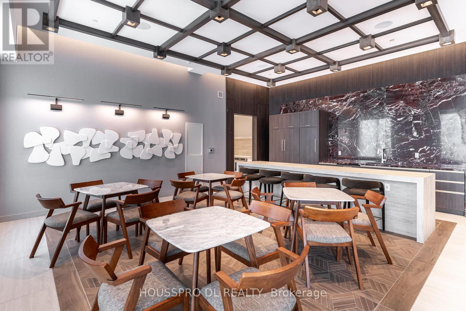 623 - 412 Silver Maple Rd Road, Oakville, Ontario  L6H 7X8 - Photo 27 - W12831168