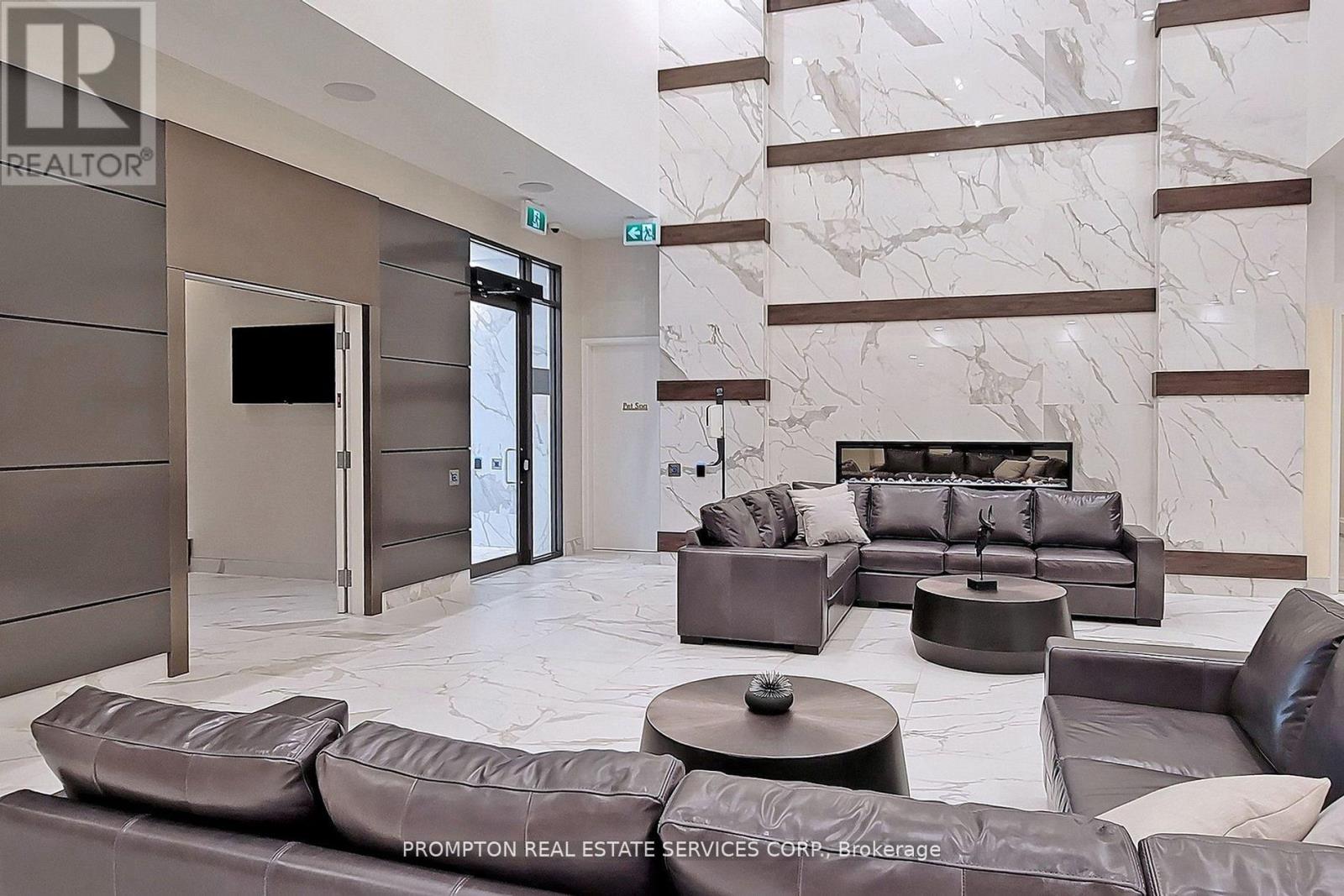 1110 - 1050 Main Street E, Milton, Ontario  L9T 9M3 - Photo 4 - W12831172