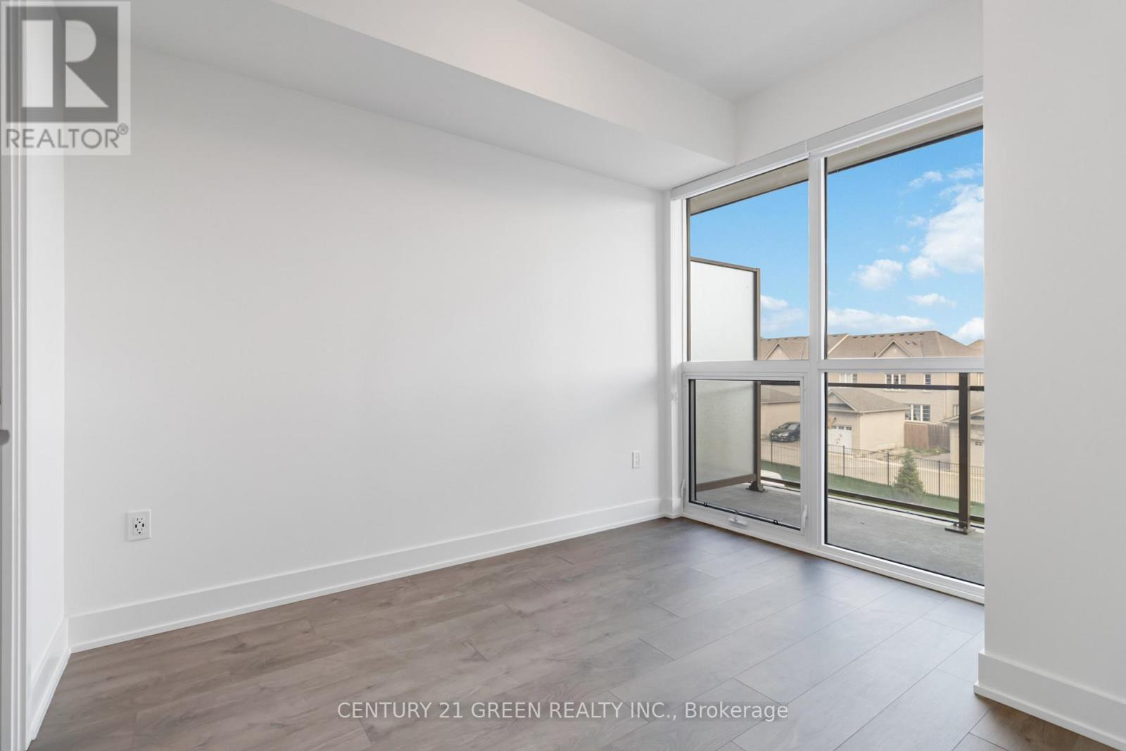 322 - 2343 Khalsa Gate, Oakville, Ontario  L6M 5R6 - Photo 10 - W12831180