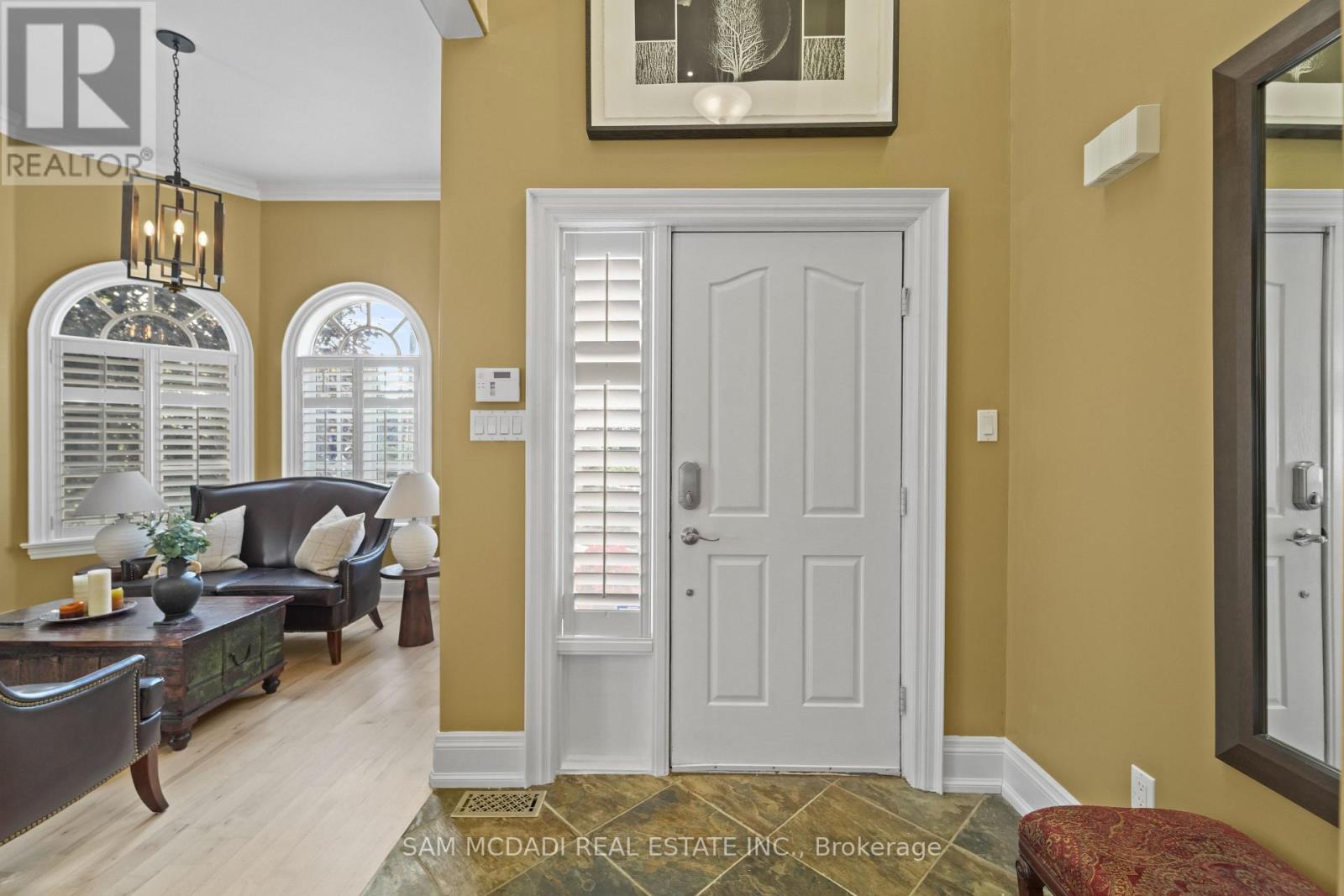 2258 Providence Road, Oakville, Ontario  L6H 6Y9 - Photo 3 - W12831190