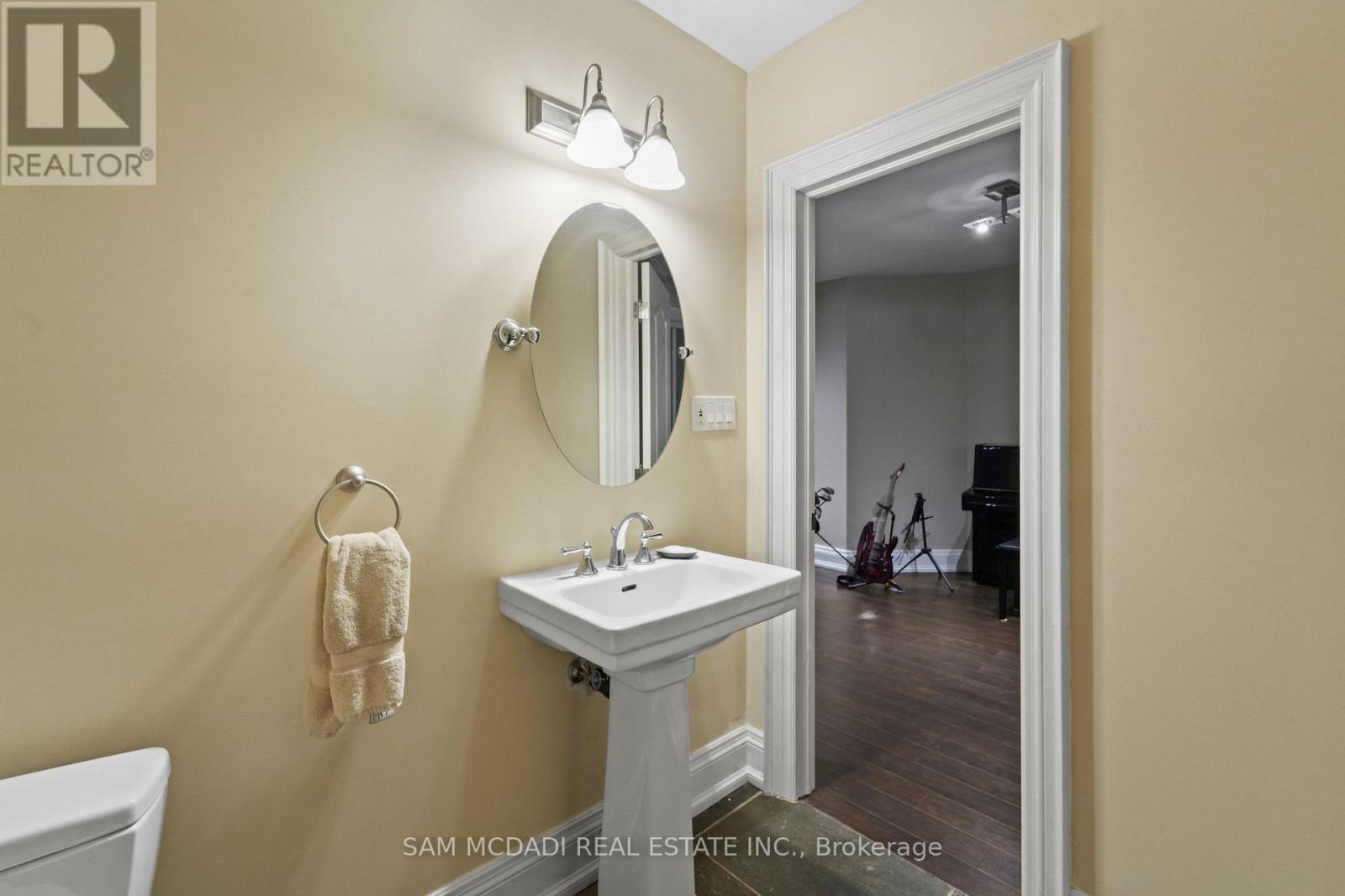 2258 Providence Road, Oakville, Ontario  L6H 6Y9 - Photo 35 - W12831190