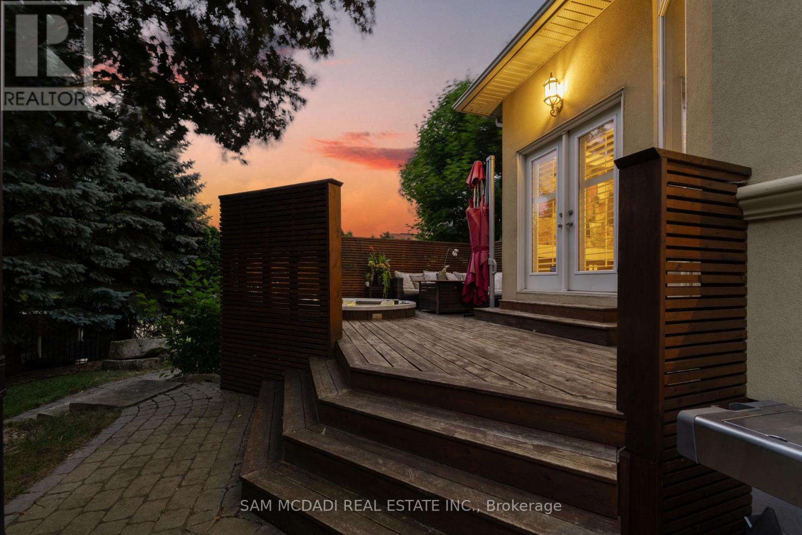 2258 Providence Road, Oakville, Ontario  L6H 6Y9 - Photo 38 - W12831190