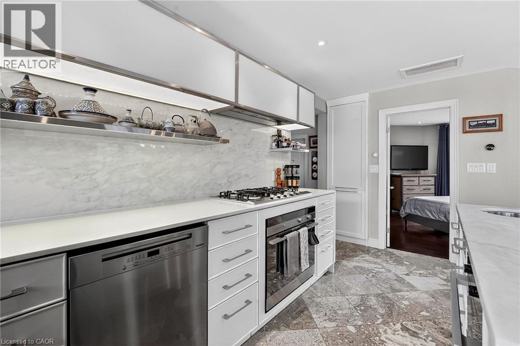 11 Peel Street, St. Catharines, Ontario  L2N 5A2 - Photo 10 - 40808420