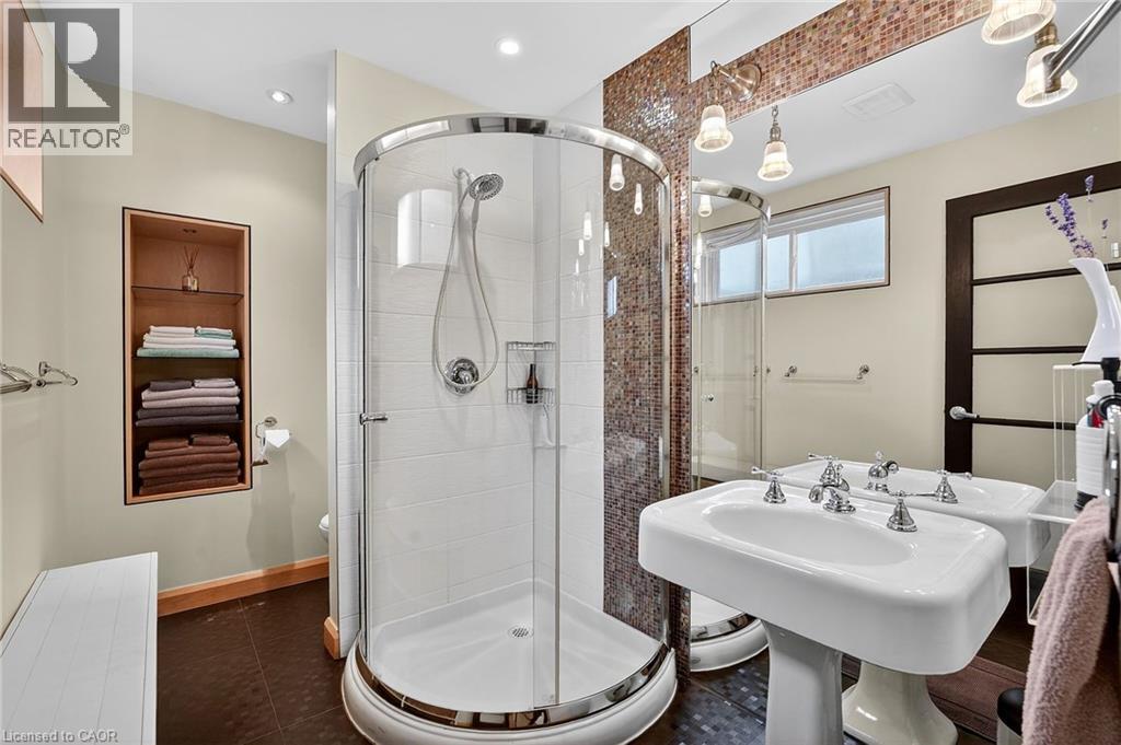 11 Peel Street, St. Catharines, Ontario  L2N 5A2 - Photo 36 - 40808420