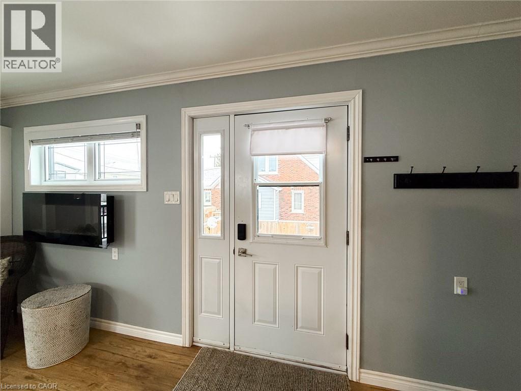 2017 Erie Street, Port Dover, Ontario  N0A 1N7 - Photo 3 - 40807629