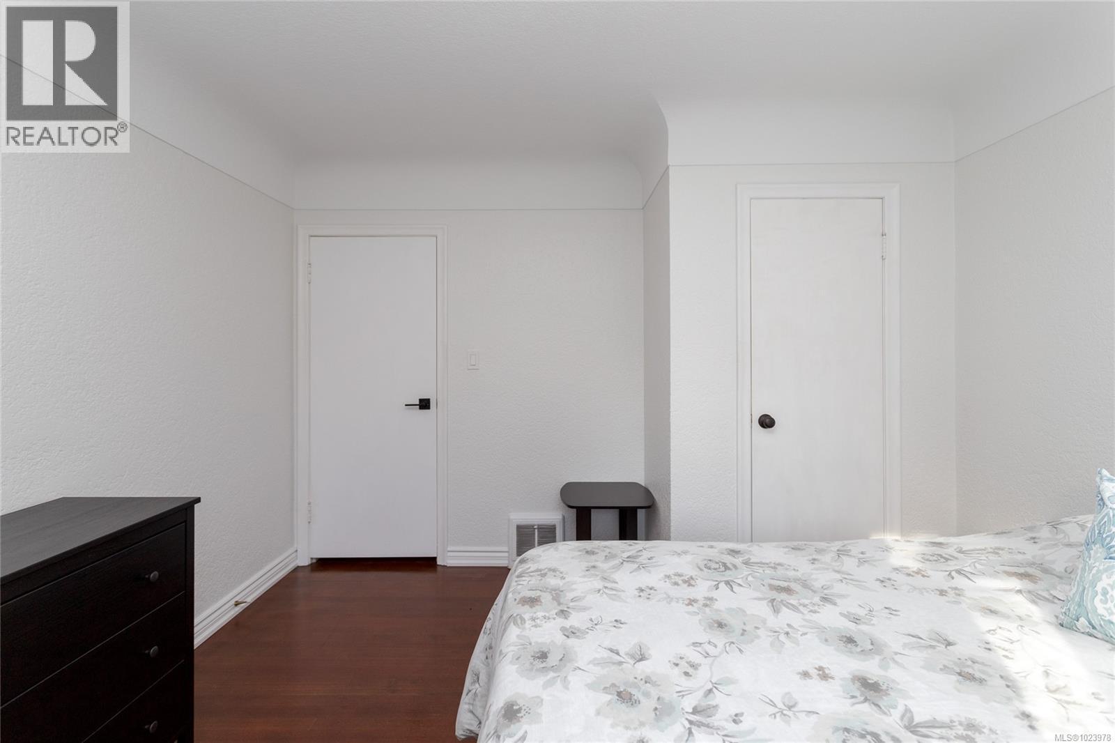 4121 Quadra St, Saanich, British Columbia  V8X 1L1 - Photo 18 - 1023978