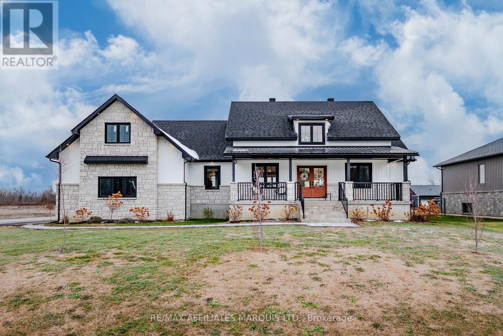 2 MEADOW LANE, South Stormont, Ontario